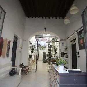 El Petate Hostel